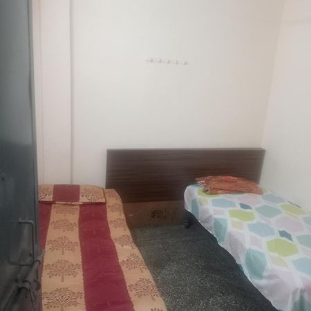 ניו דלהי Ever Green Guest House Travel & Pg מראה חיצוני תמונה