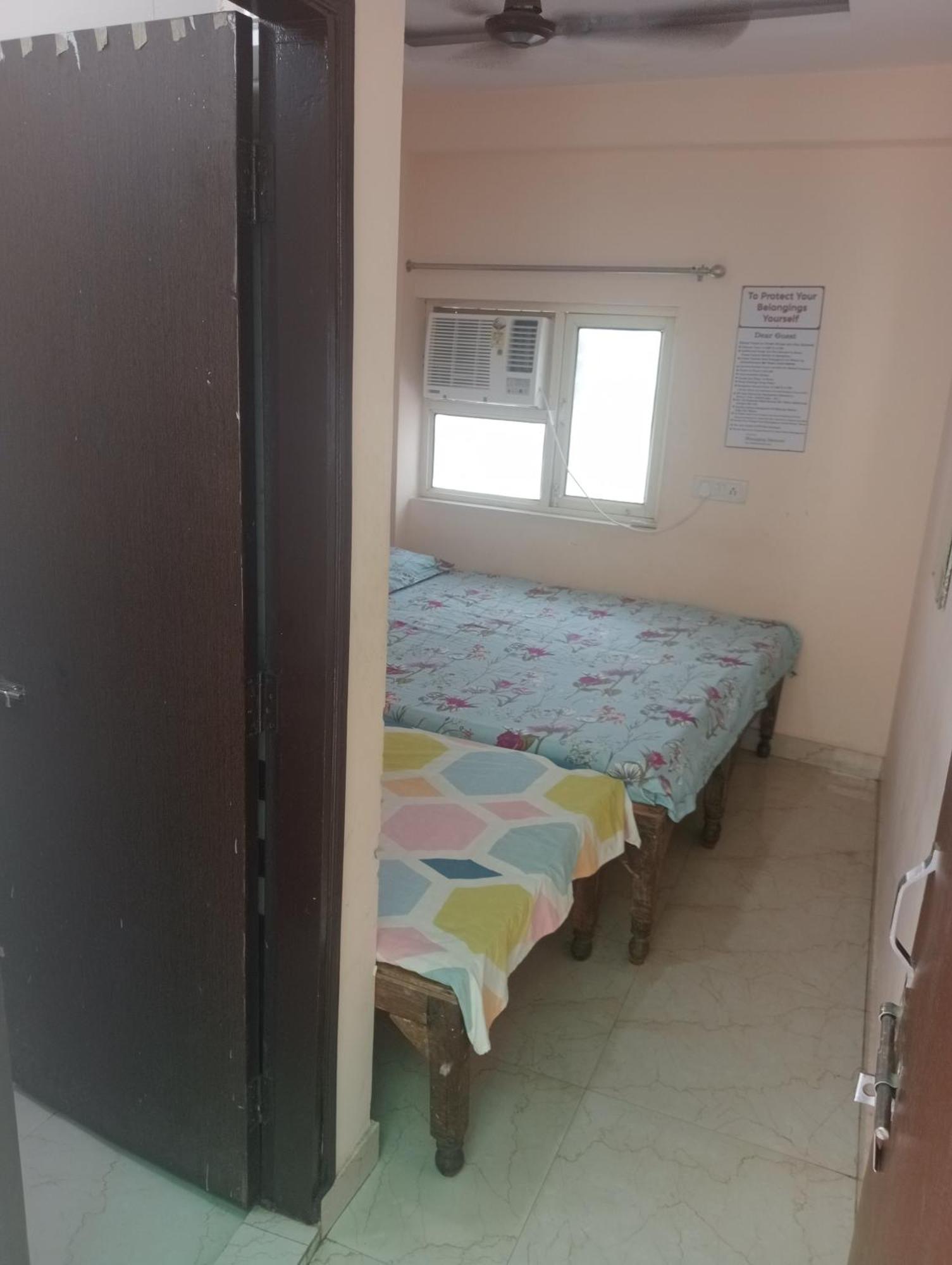 ניו דלהי Ever Green Guest House Travel & Pg מראה חיצוני תמונה